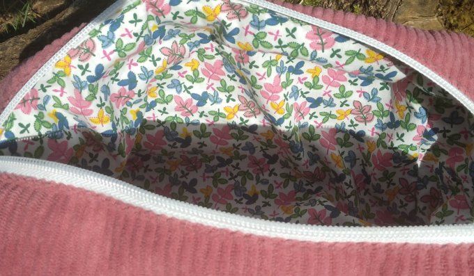 Trousse de toilette en velours côtelé vieux rose