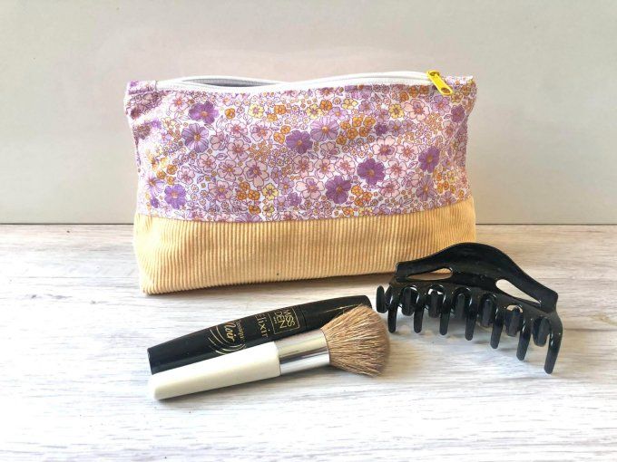 Trousse en velours 