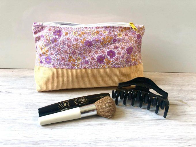 Trousse en velours 